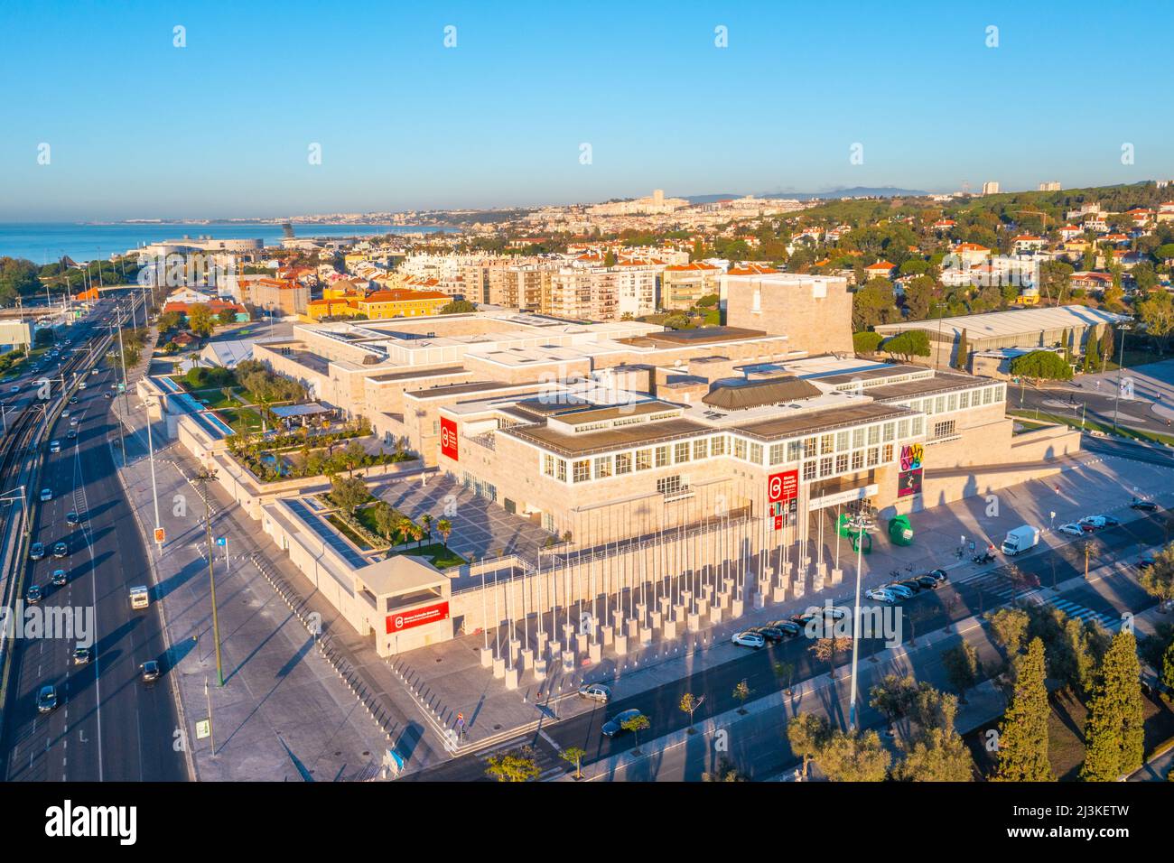 Lissabon, Portugal, 24. Oktober 2021: Kulturzentrum in der portugiesischen Stadt Portugal. Stockfoto