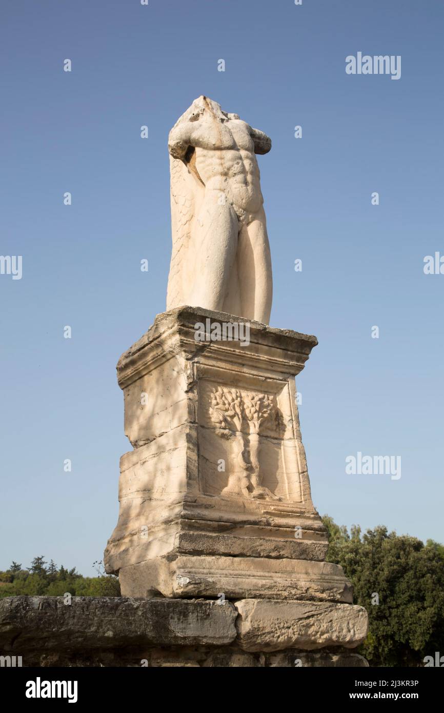 Statue, Odeon von Agrippa, Antike Agora von Athen; Athen, Griechenland Stockfoto