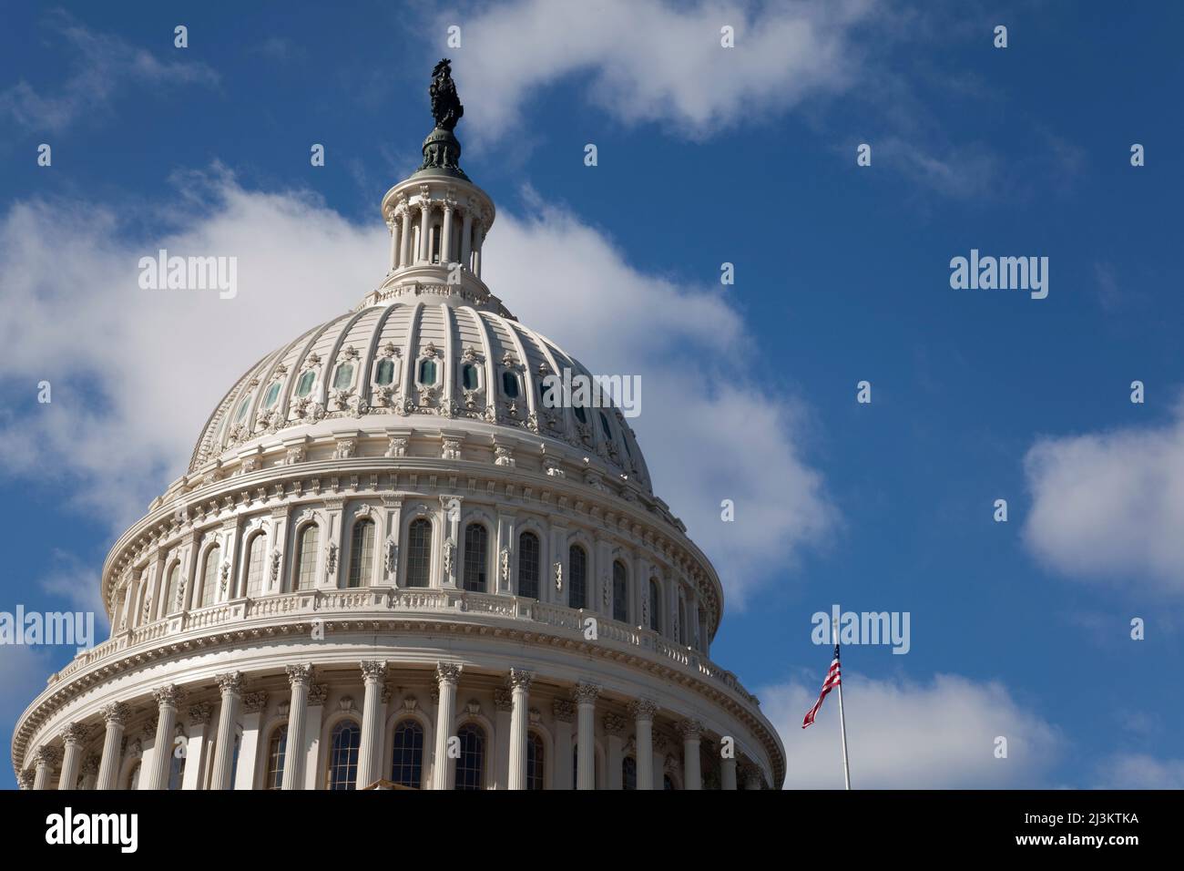 Kuppel des Kapitols, von der Ostseite aus gesehen, Washington DC, USA; Washington DC, Vereinigte Staaten von Amerika Stockfoto