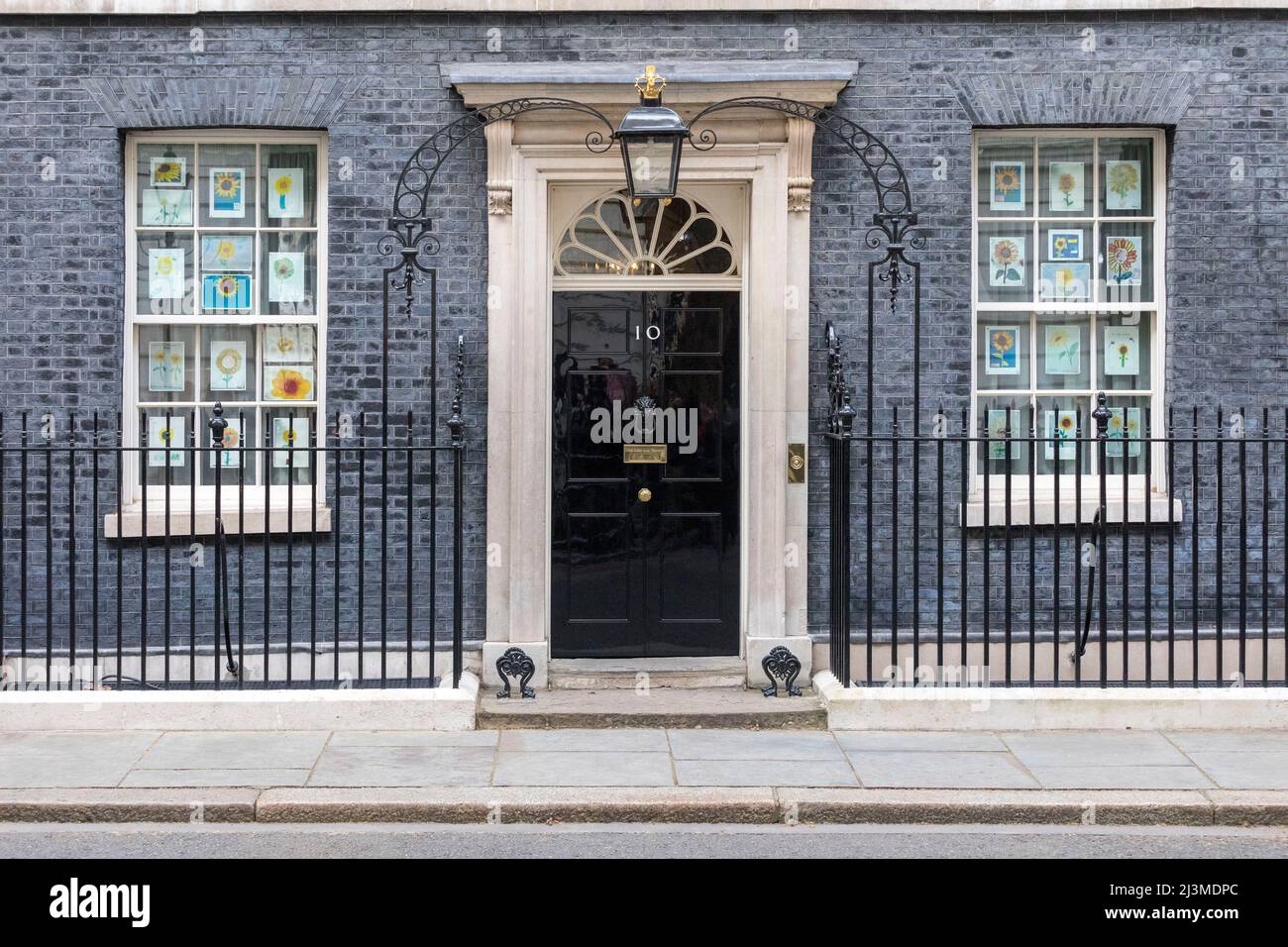 Eine allgemeine Ansicht des Eingangs zur Downing Street Nr. 10 vom Pressestift aus. Bilder aufgenommen am 8.. April 2022. © Belinda Jiao jiao.bilin@gmail.co Stockfoto