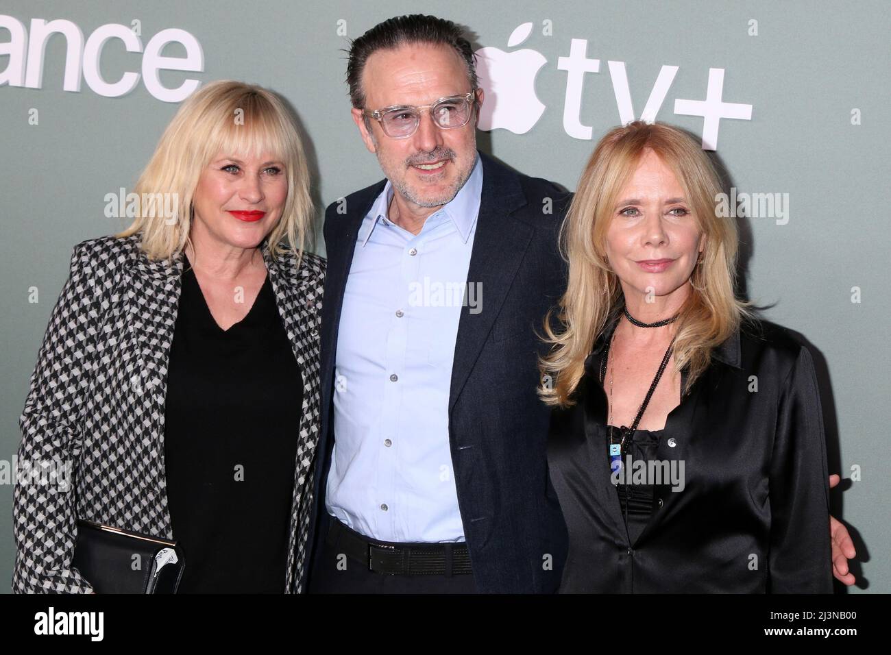 8. April 2022, Los Angeles, CA, USA: LOS ANGELES - APR 8: Patricia Arquette, David Arquette, Rosanna Arquette beim Severance Finale Screening bei Directors Guild of America am 8. April 2022 in Los Angeles, CA (Bildnachweis: © Kay Blake/ZUMA Press Wire) Stockfoto