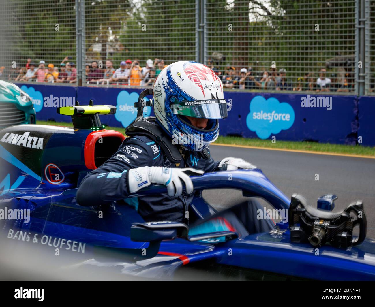 Melbourne, Australien . 09. April 2022. Nichola Latifi (CAN) vom Team Williams stürzt beim Qualifying während des Formel 1 Grand Prix von Australien am 9 auf dem Albert Park Grand Prix Kurs ab. April 2022. Quelle: Corleve/Alamy Live News Stockfoto