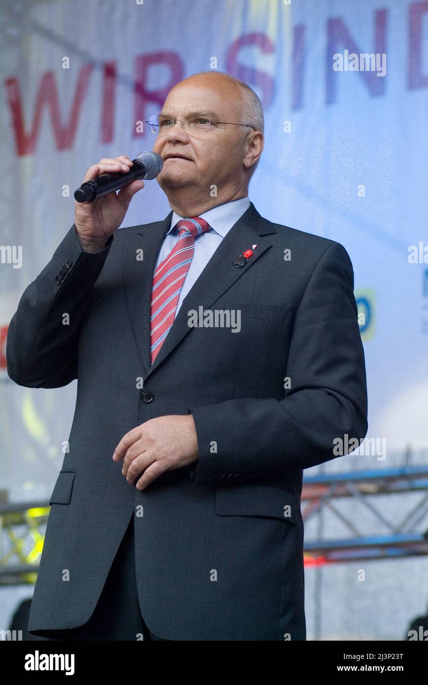 Wien, Österreich. 30. Mai 2010 Festival der Bezirke am Karlsplatz in Wien. Bild zeigt Harry Kopietz, österreichischer Politiker (SPÖ) Stockfoto