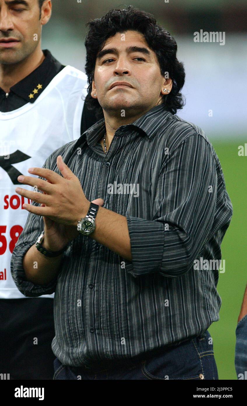 Mailand Italien 2005-05-31, San Siro Stadium , Diego Maradona, 'Partita del Cuore', Charity-Spiel zwischen den National Singers gegen das Goldene Team für Kinder Stockfoto