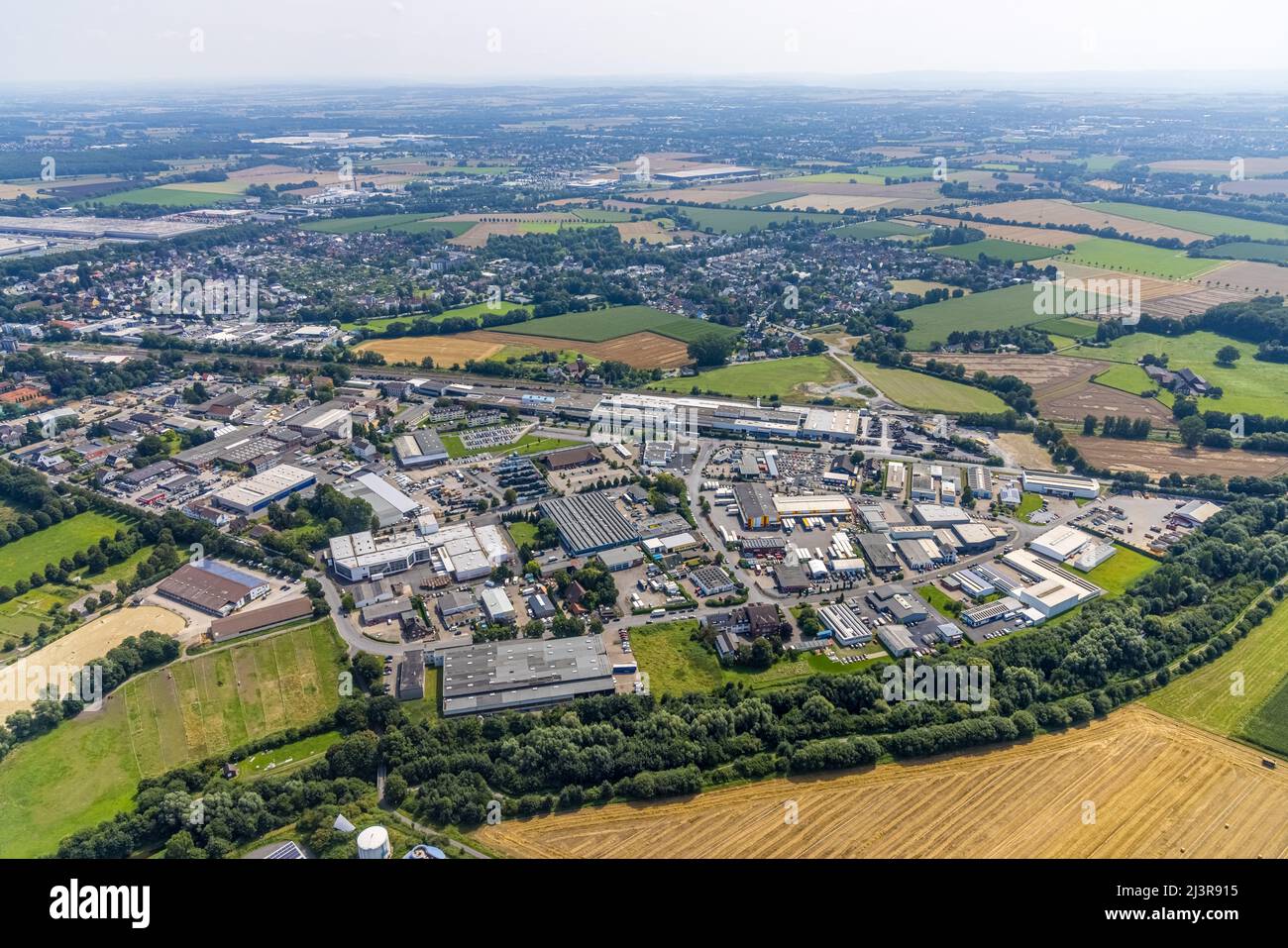 Luftaufnahme, Industriegebiet Hemsack in Südkamen, Kamen, Ruhrgebiet, Nordrhein-Westfalen, Deutschland, DE, Europa, Handelsunternehmen, Industrie Stockfoto