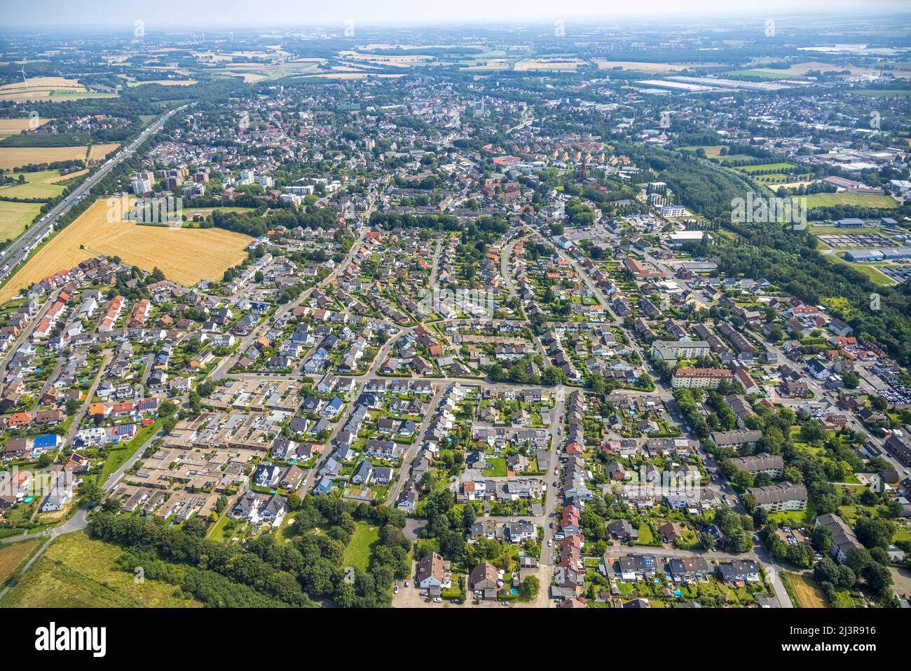Luftaufnahme, Ortsansicht Kamen, Ruhrgebiet, Nordrhein-Westfalen, Deutschland, DE, Europa, Grundsteuer, Immobilien, Kamen, Luftaufnahmen, Luftaufnahmen vi Stockfoto