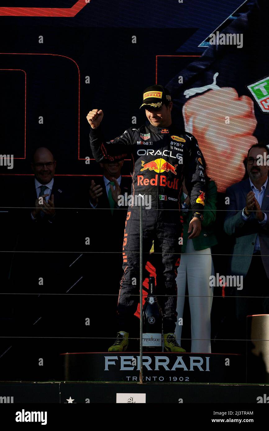 Melbourne, Australien. 10. April 2022. 10.. April 2022, Albert Park, Melbourne, FORMEL 1 ROLEX AUSTRALIAN GRAND PRIX 2022, im Bild Podium: 2. Platz für Sergio Perez (MEX), Oracle Red Bull Racing Credit: dpa/Alamy Live News Stockfoto