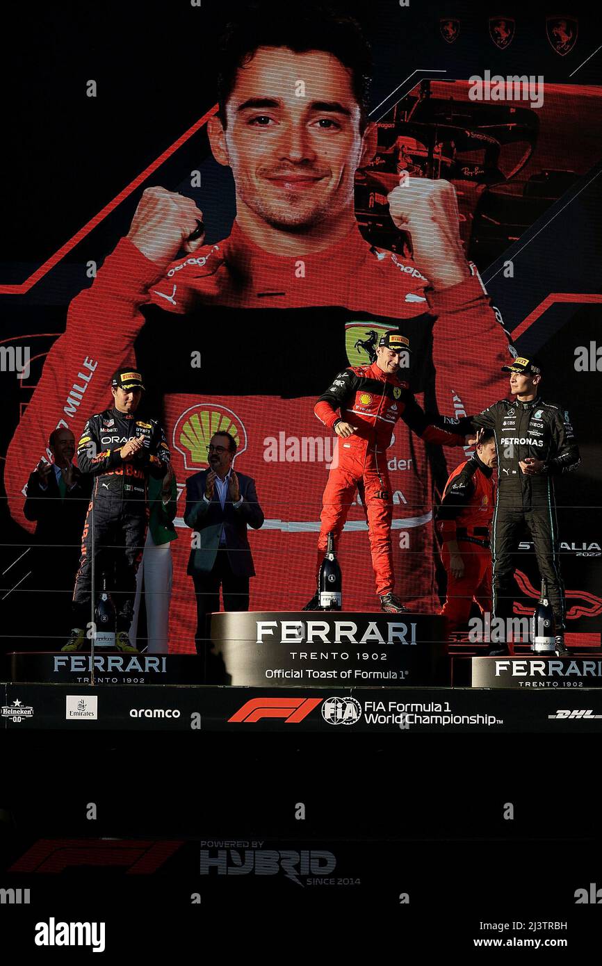 Melbourne, Australien. 10. April 2022. 10. April 2022, Albert Park, Melbourne, FORMEL 1 ROLEX AUSTRALIAN GRAND PRIX 2022, im Bild Podium: Gewinner Charles Leclerc (MCO), Scuderia Ferrari Credit: dpa/Alamy Live News Stockfoto