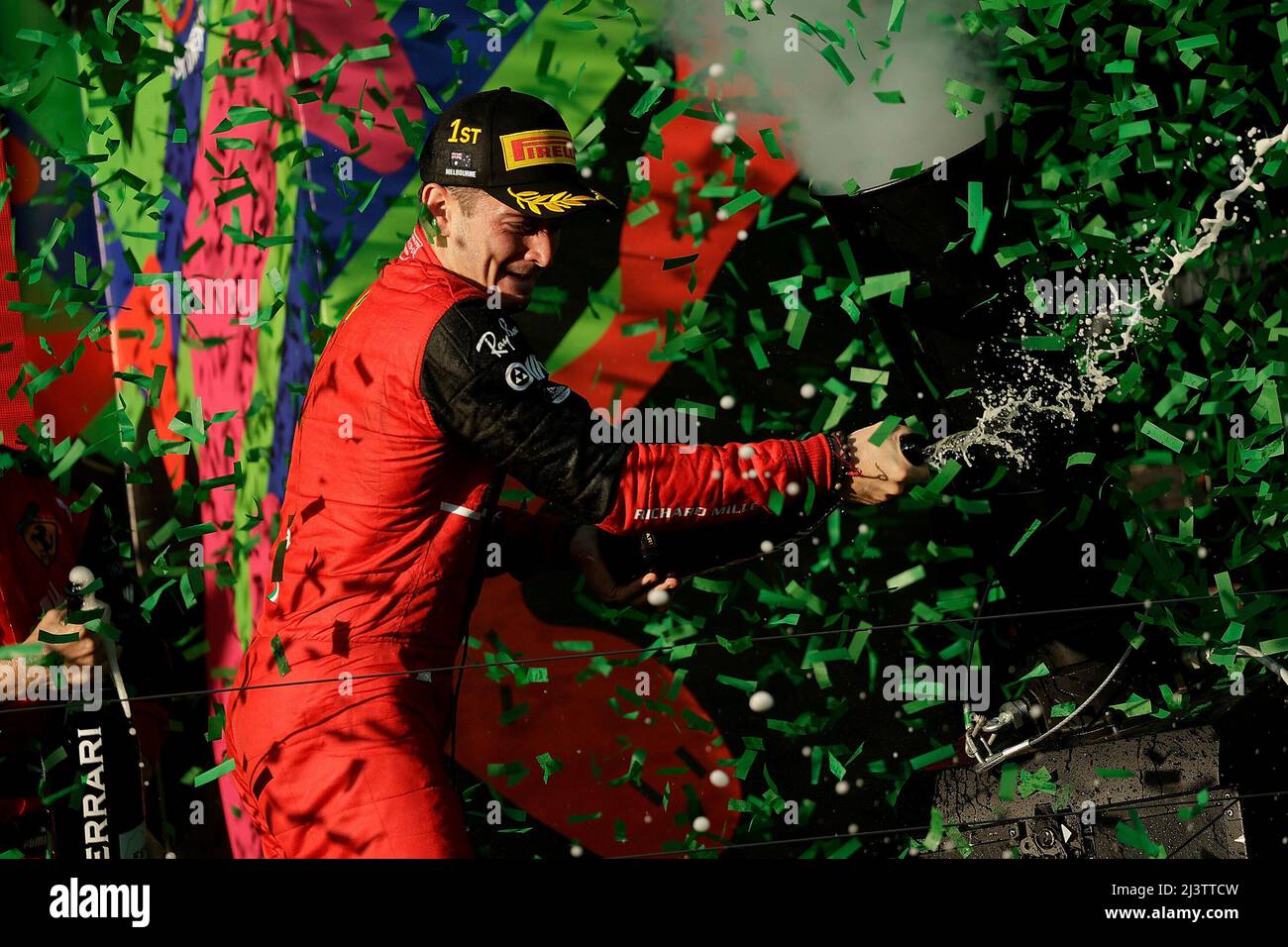 Melbourne, Australien. 10. April 2022. 10. April 2022, Albert Park, Melbourne, FORMEL 1 ROLEX AUSTRALIAN GRAND PRIX 2022, im Bild Podium: Gewinner Charles Leclerc (MCO), Scuderia Ferrari Credit: dpa/Alamy Live News Stockfoto
