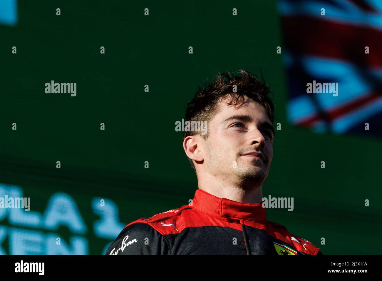 10.. April 2022, Albert Park, Melbourne, Australien; FIA Formula 1 Australian Grand Prix, Renntag: Scuderia Ferrari-Pilot Charles Leclerc auf dem Podium, nachdem er das Rennen bei der australischen Formel 1 Grandprix gewonnen hat Stockfoto