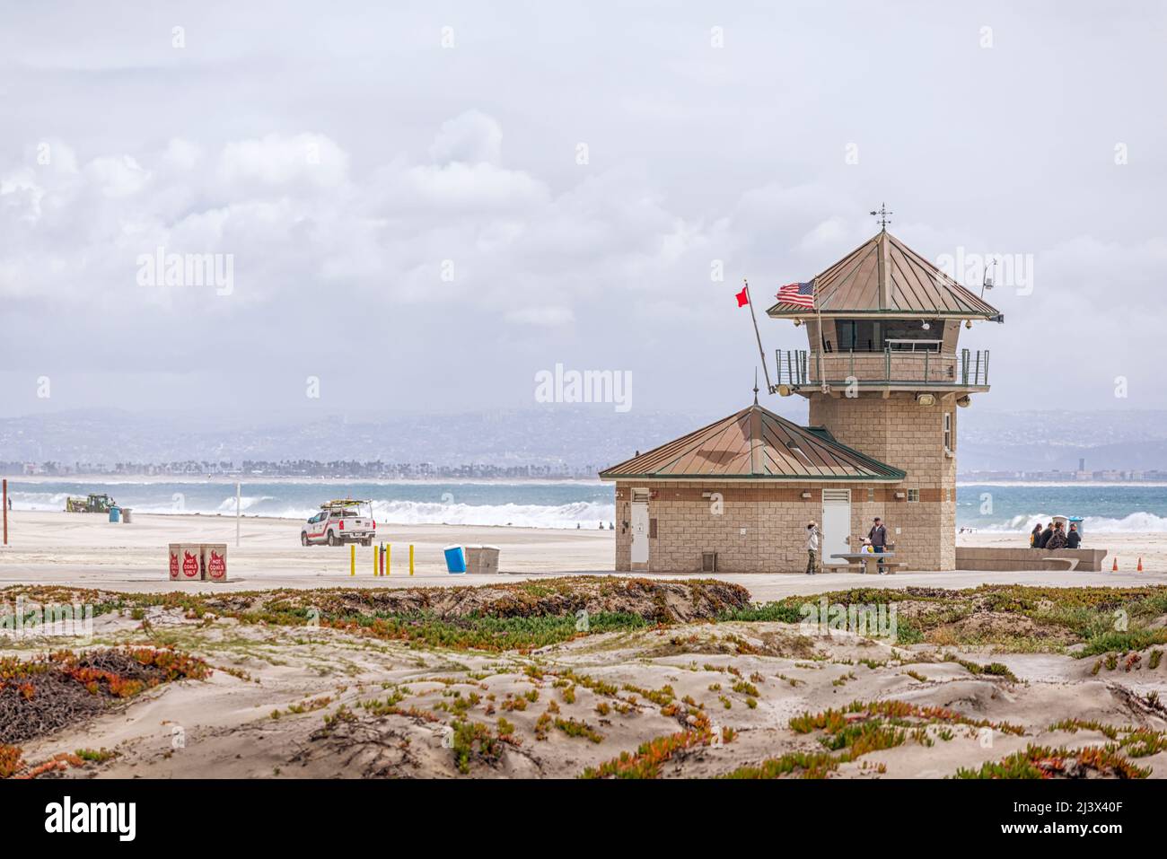 Malerischer Frühlingsnachmittag mit Blick auf Coronado Central Beach. Coronado, Kalifornien, USA. Stockfoto
