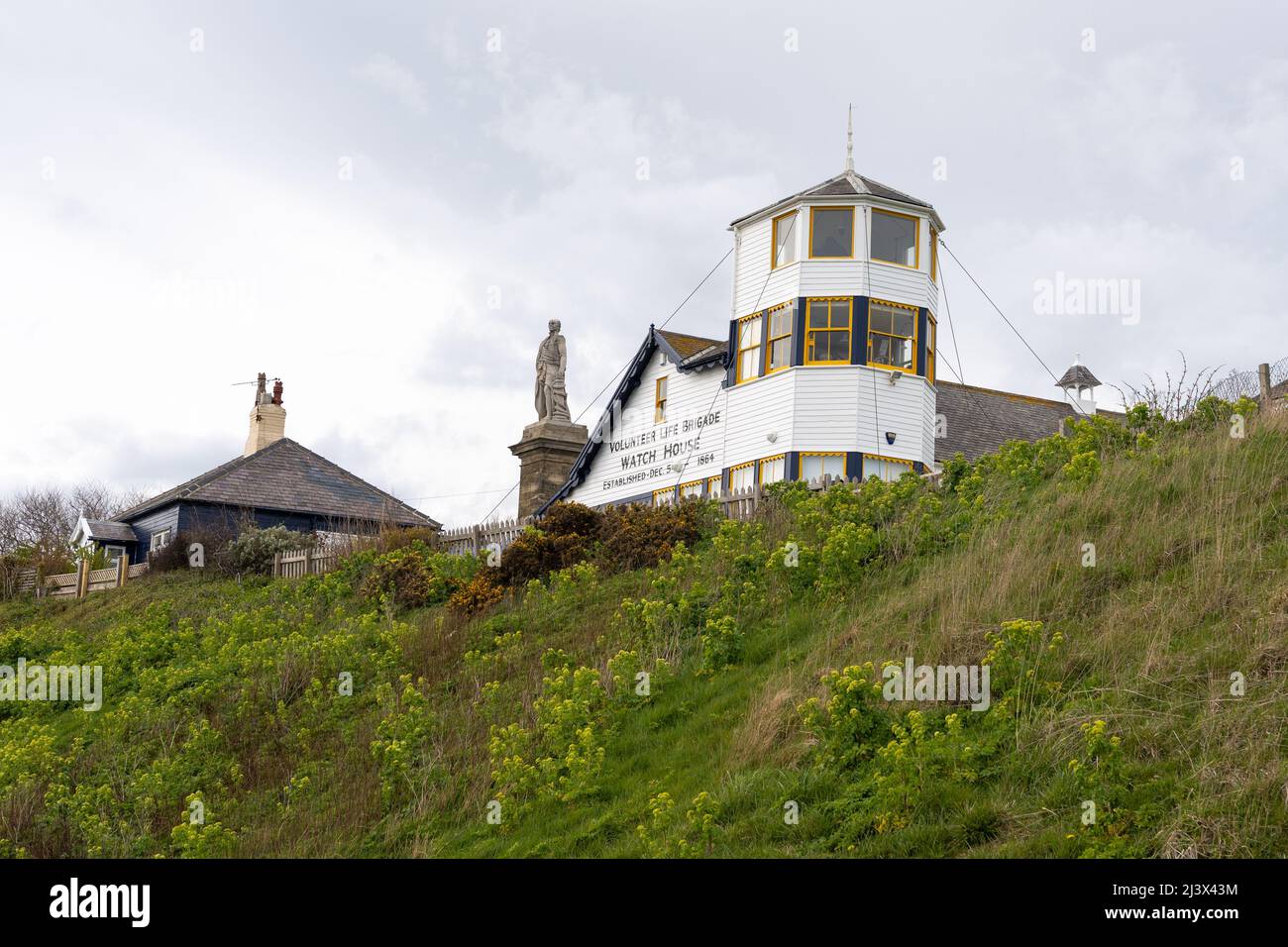 Volunteer Life Brigade Watch House in Tynemouth, North Tyneside, Großbritannien. Sicherheitskonzept für den Seeverkehr. Stockfoto