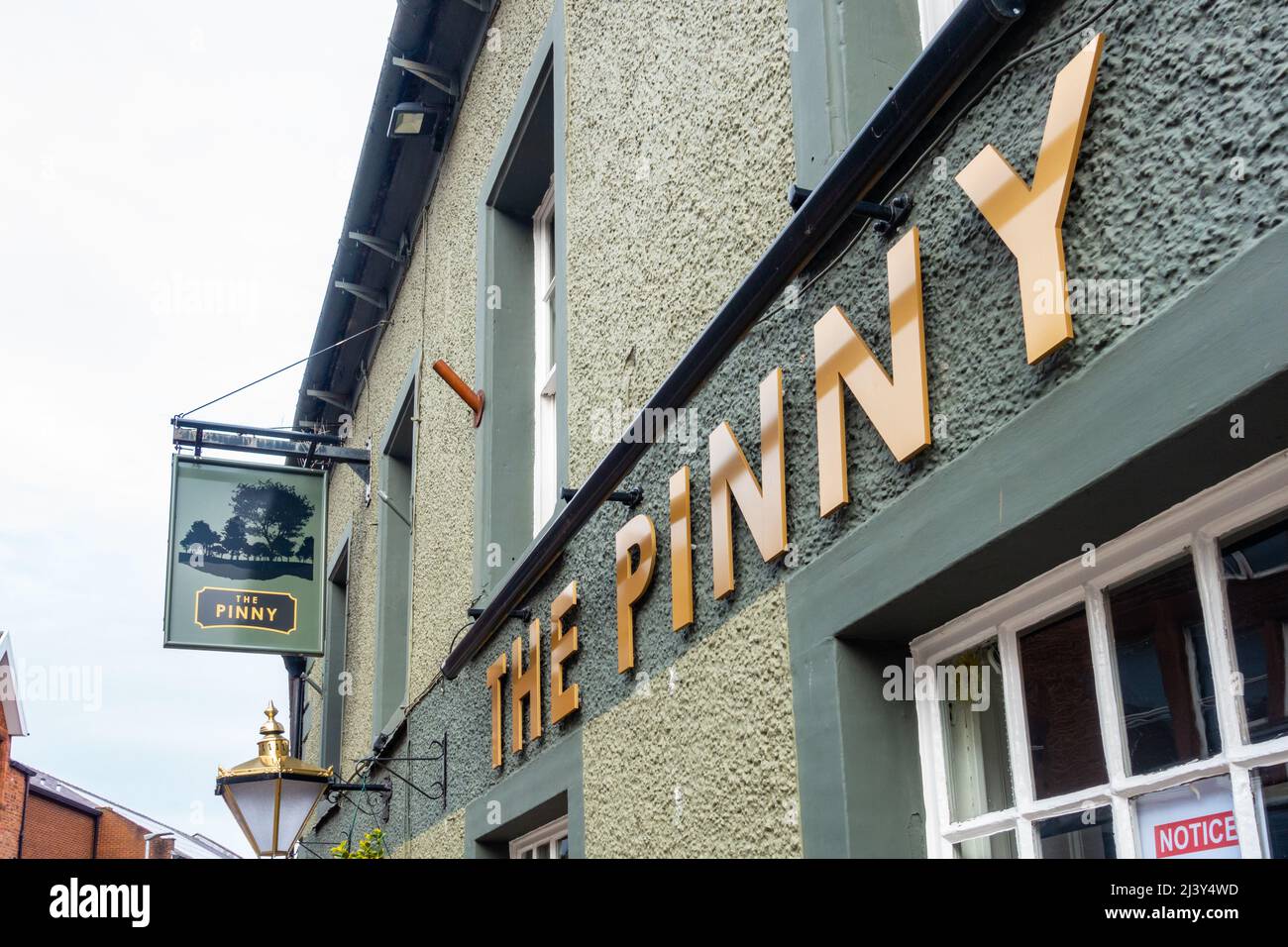 The Pinny, ein Pub in Penrith, Cumbria, Großbritannien Stockfoto