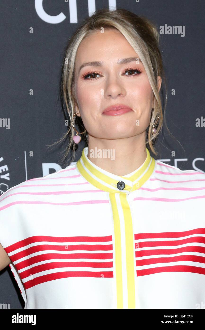 LOS ANGELES - APR 10: Tori Anderson beim PaleyFEST - NCIS Universe im Dolby Theater am 10. April 2022 in Los Angeles, CA Stockfoto
