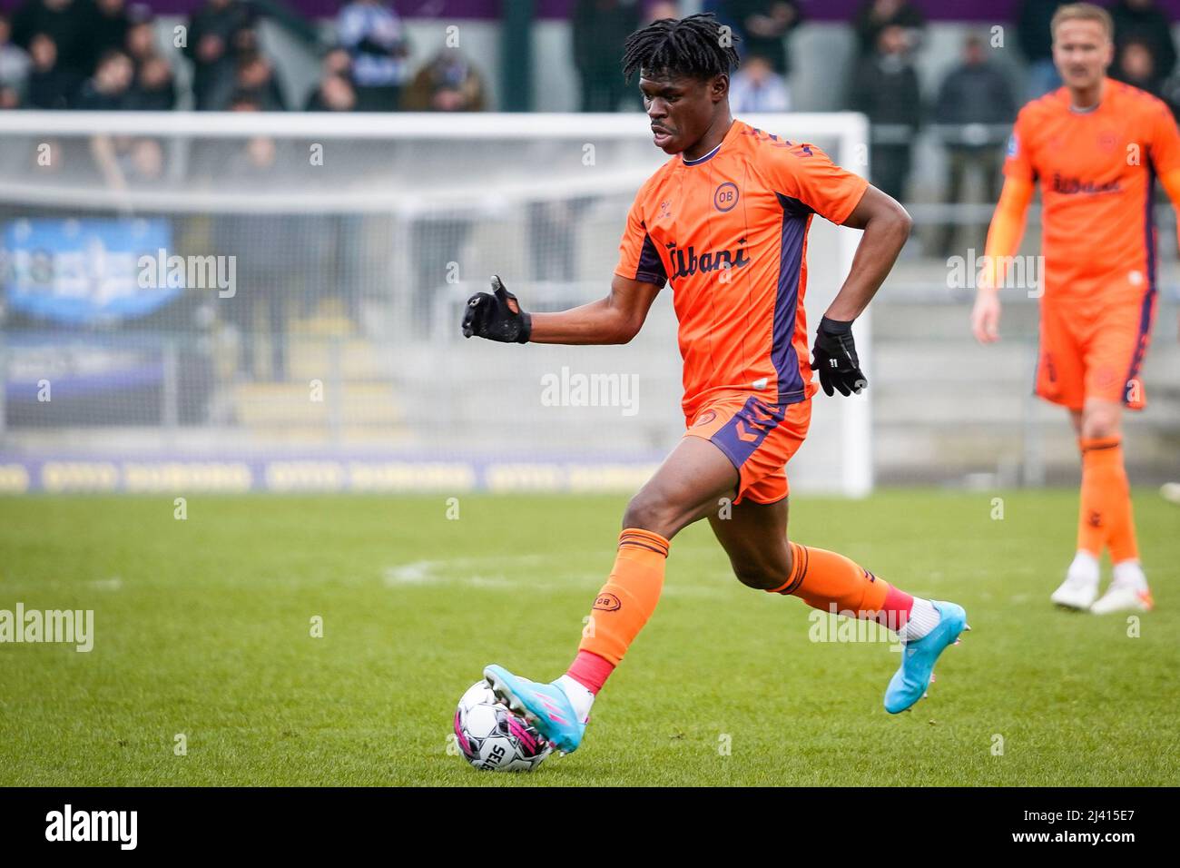 Haderslev, Dänemark. 10., April 2022. Emmanuel Sabbi (11) von Odense Boldklub, der während des Superliga-Spiels 3F zwischen Soenderjyske und Odense Boldklub im Sydbank Park in Haderslev gesehen wurde. (Foto: Gonzales Photo - Kent Rasmussen). Stockfoto