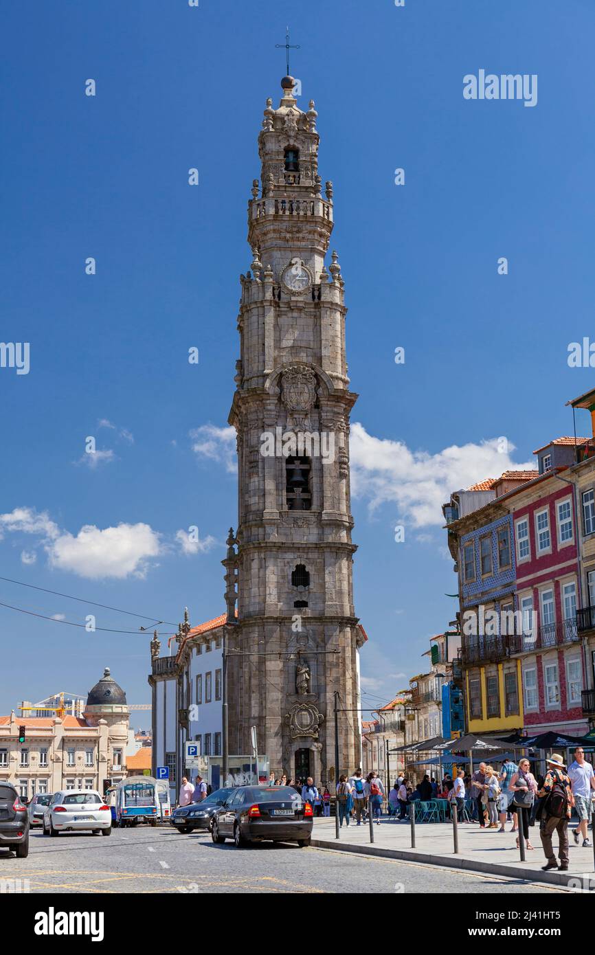 Turm von Clérigos (Torre dos Clérigos), Campanile der Kirche von Clérigos, Porto, Portugal, Europa Stockfoto