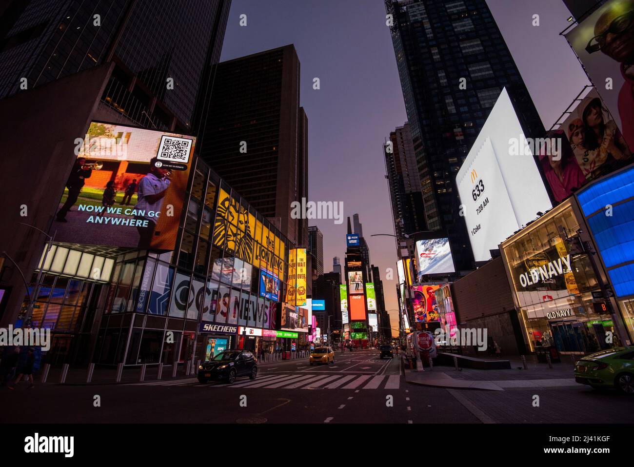 Sonnenaufgang am Times Square, Midtown Manhattan, New York USA Stockfoto