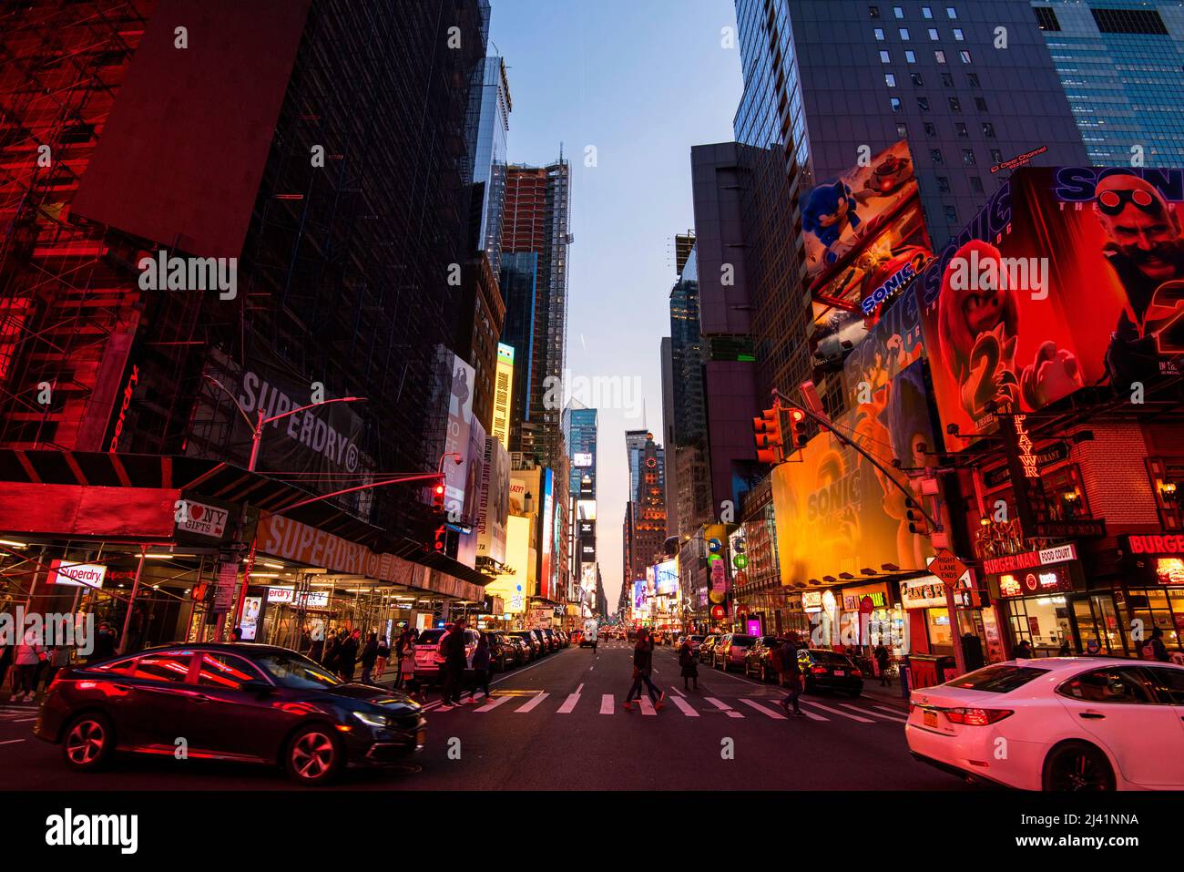 Abenddämmerung am Times Square, Midtown Manhattan, New York USA Stockfoto