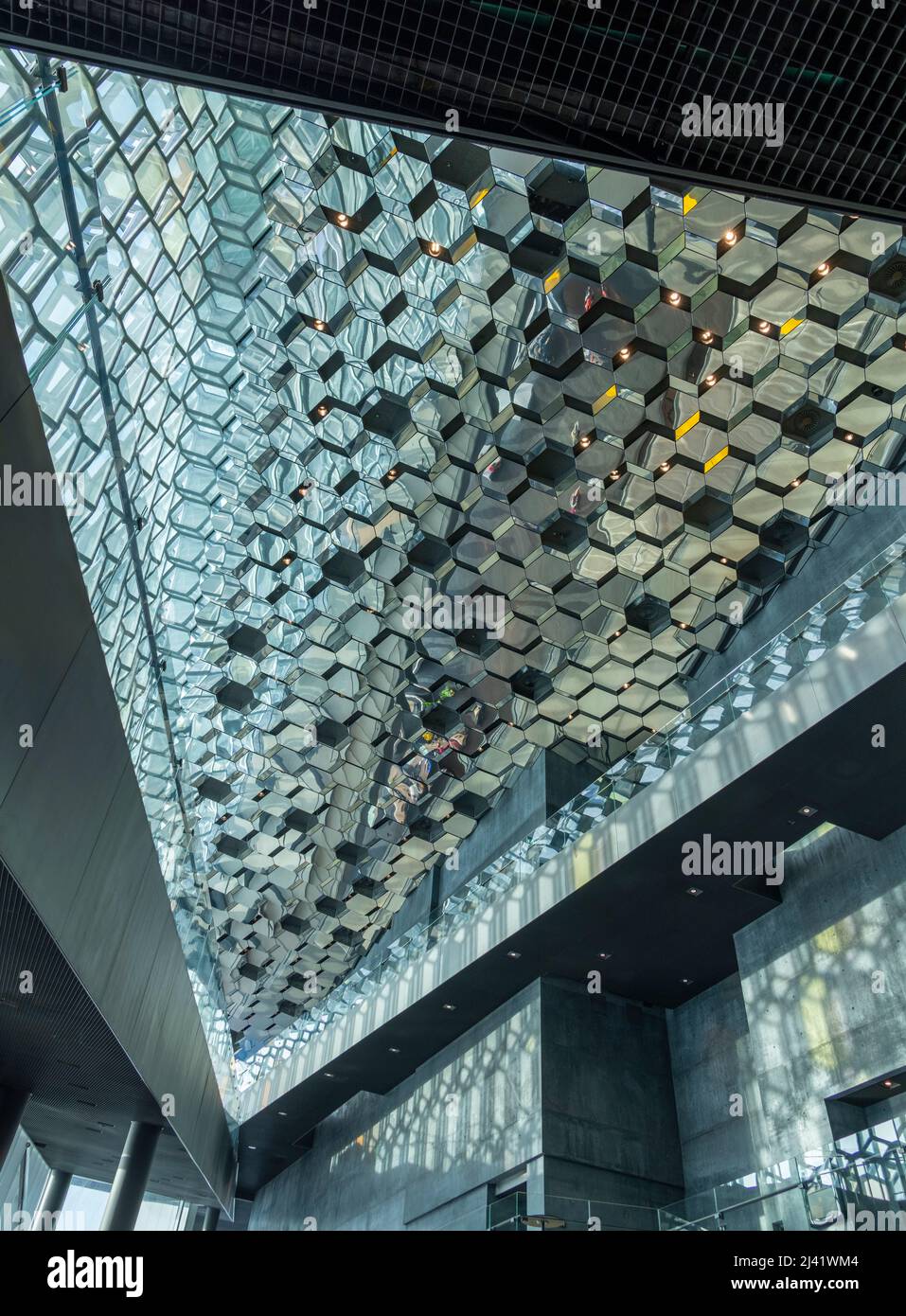 Interieur, Harpa-Konzertsaal und Konferenzzentrum, Reykjavík, Island Stockfoto