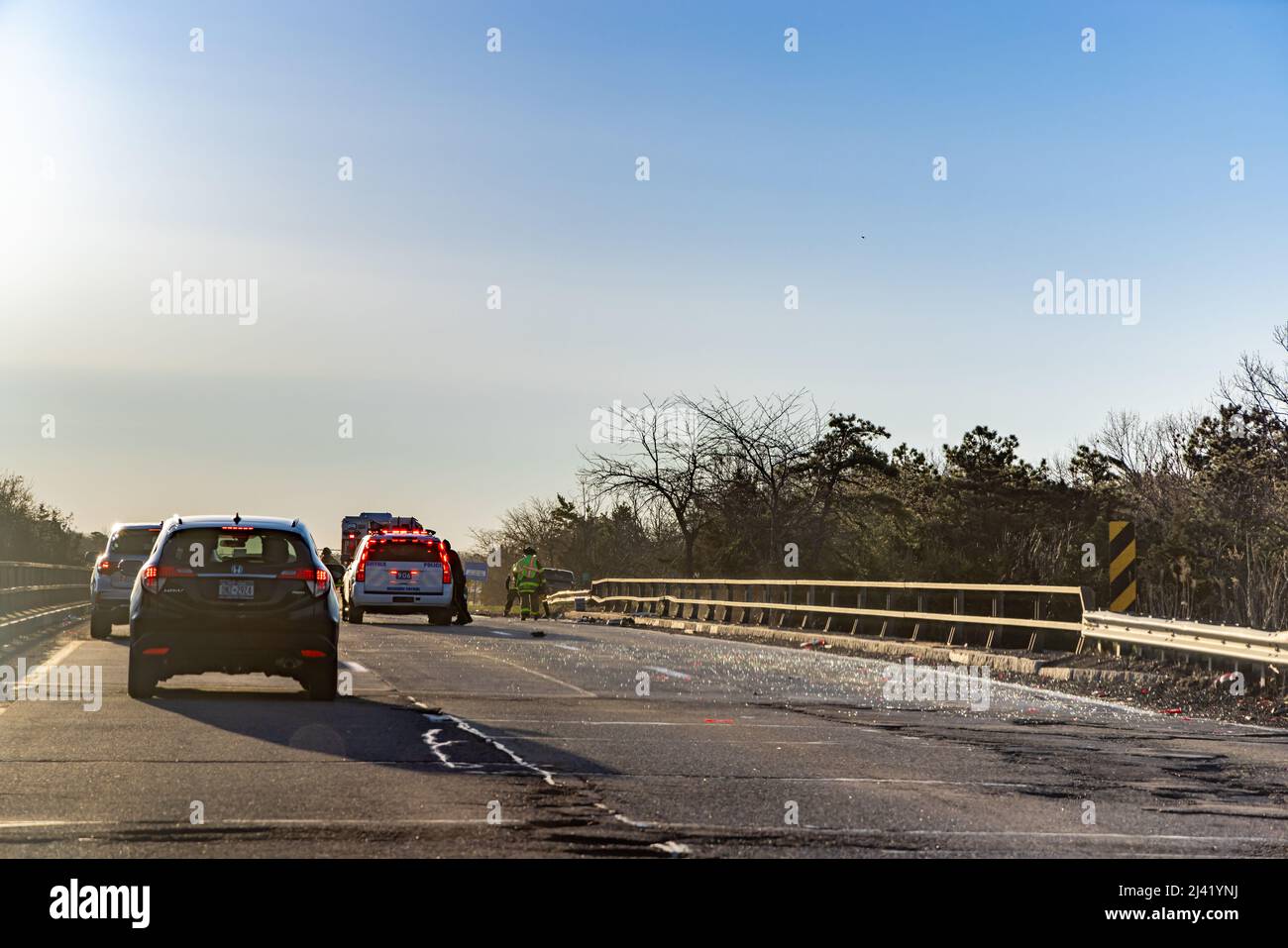 Autounfall auf dem Long Island Expressway Stockfoto