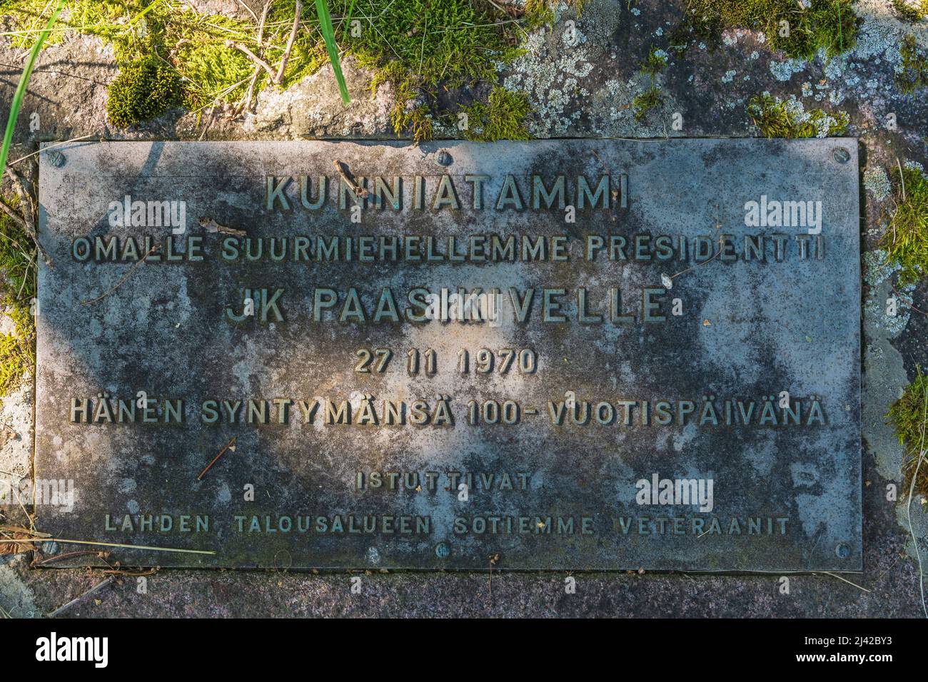 Gedenkstatue des ehemaligen Präsidenten von Finlanf J. K. Paasikivi an seinem Geburtsort im Dorf Huljala in Hämeenkoski Hollola Finnland Stockfoto