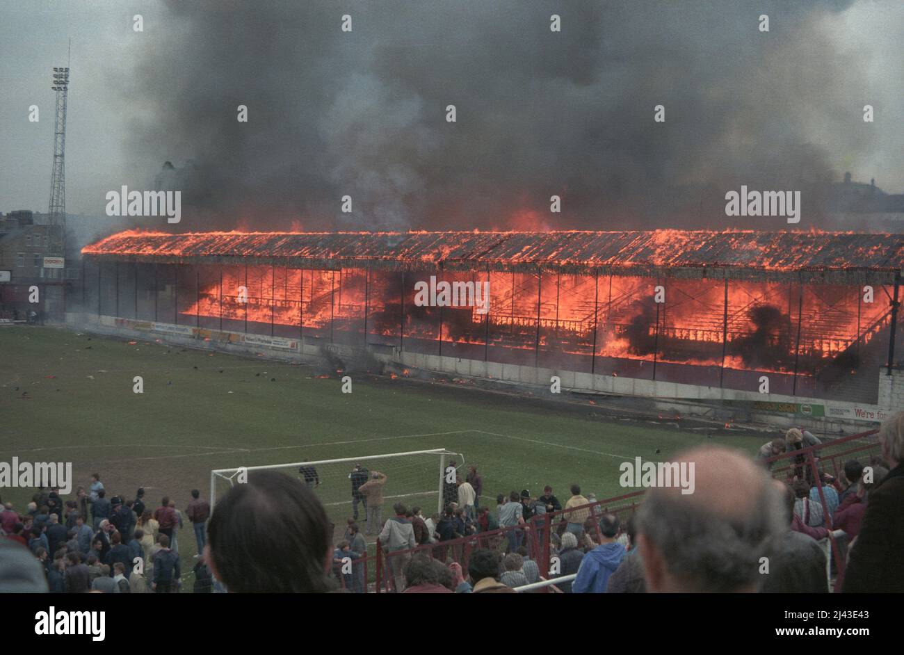 Brandkatastrophe in Bradford City bei der Valley Parade 1985 Stockfoto