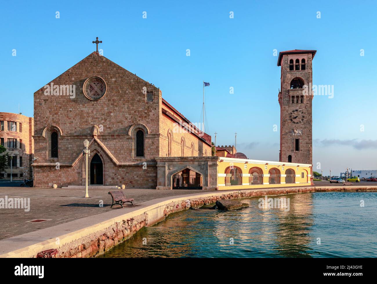 Evangelismos Church alias the Church of the Annunciation, on the Waterfront of the Mandraki Harbour, in Rhodes, Greece. Stockfoto