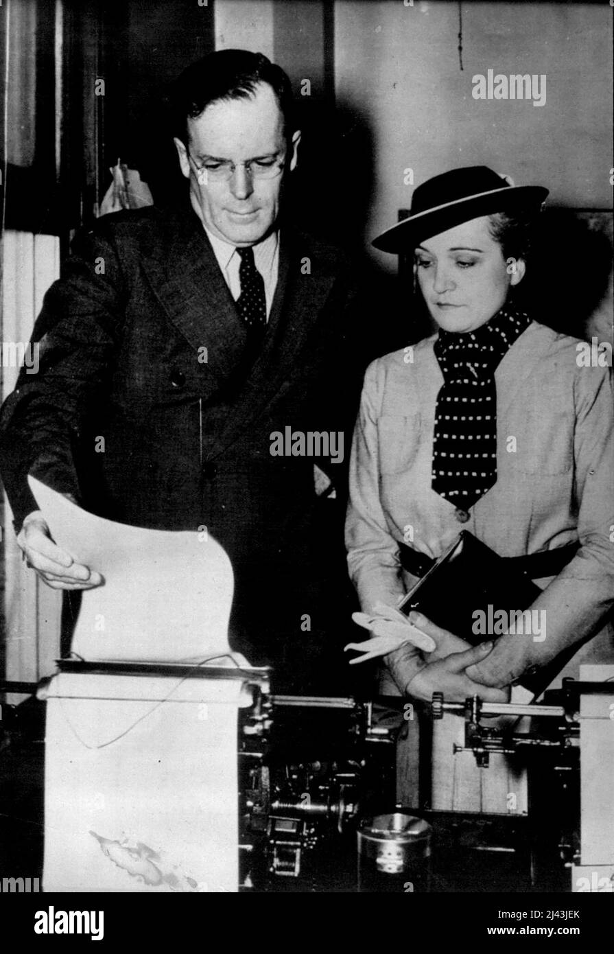 George Putnam - Ehemann von Amelia Earnhart - Persönlichkeit. 07. Juli 1937. (Foto von The Associated Press of Great Britain Ltd.). Stockfoto