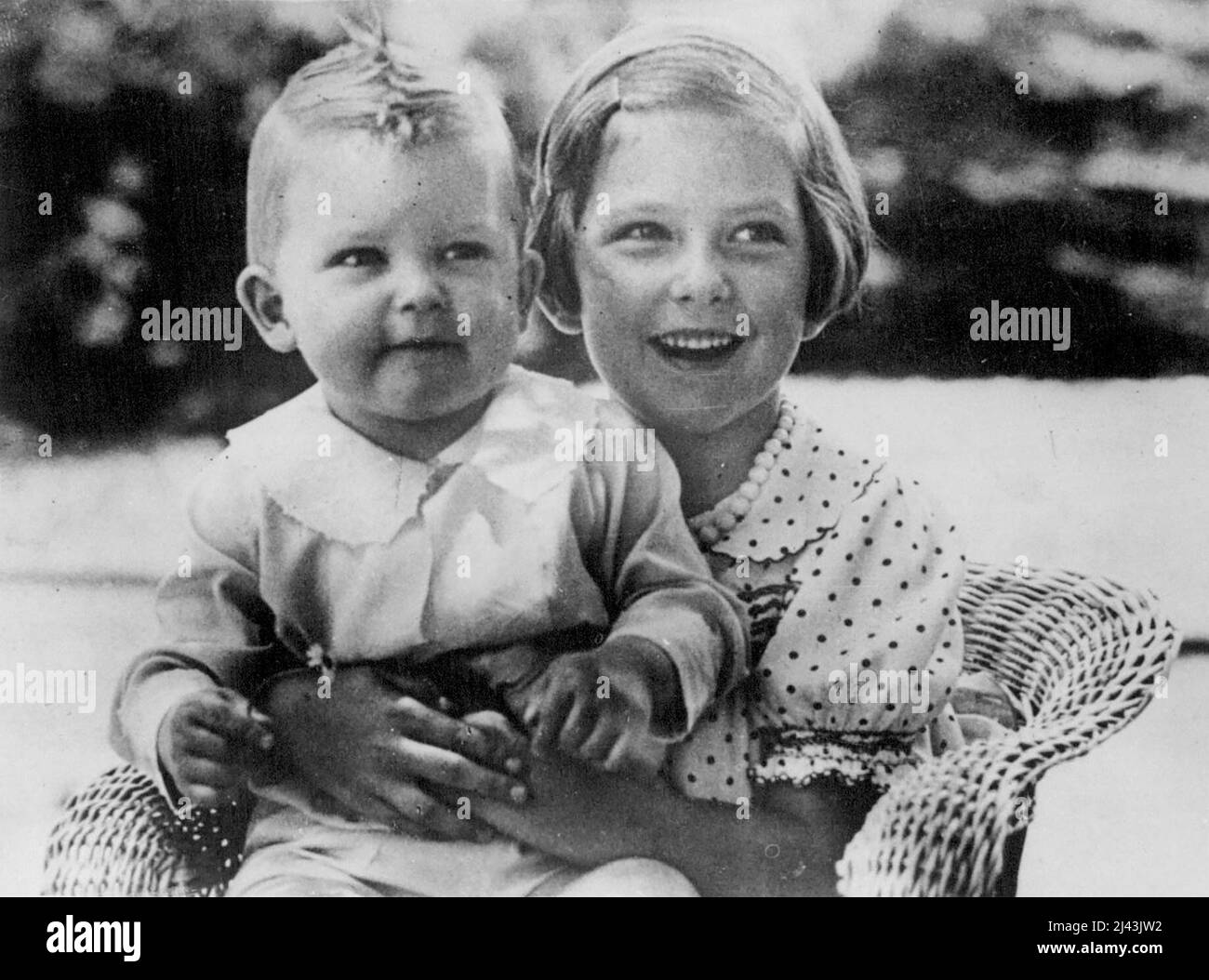 Thronfolger Bulgariens feiert 1.. Geburtstag. Prinz Simeon ***** , Sohn und Erbe von König Boris