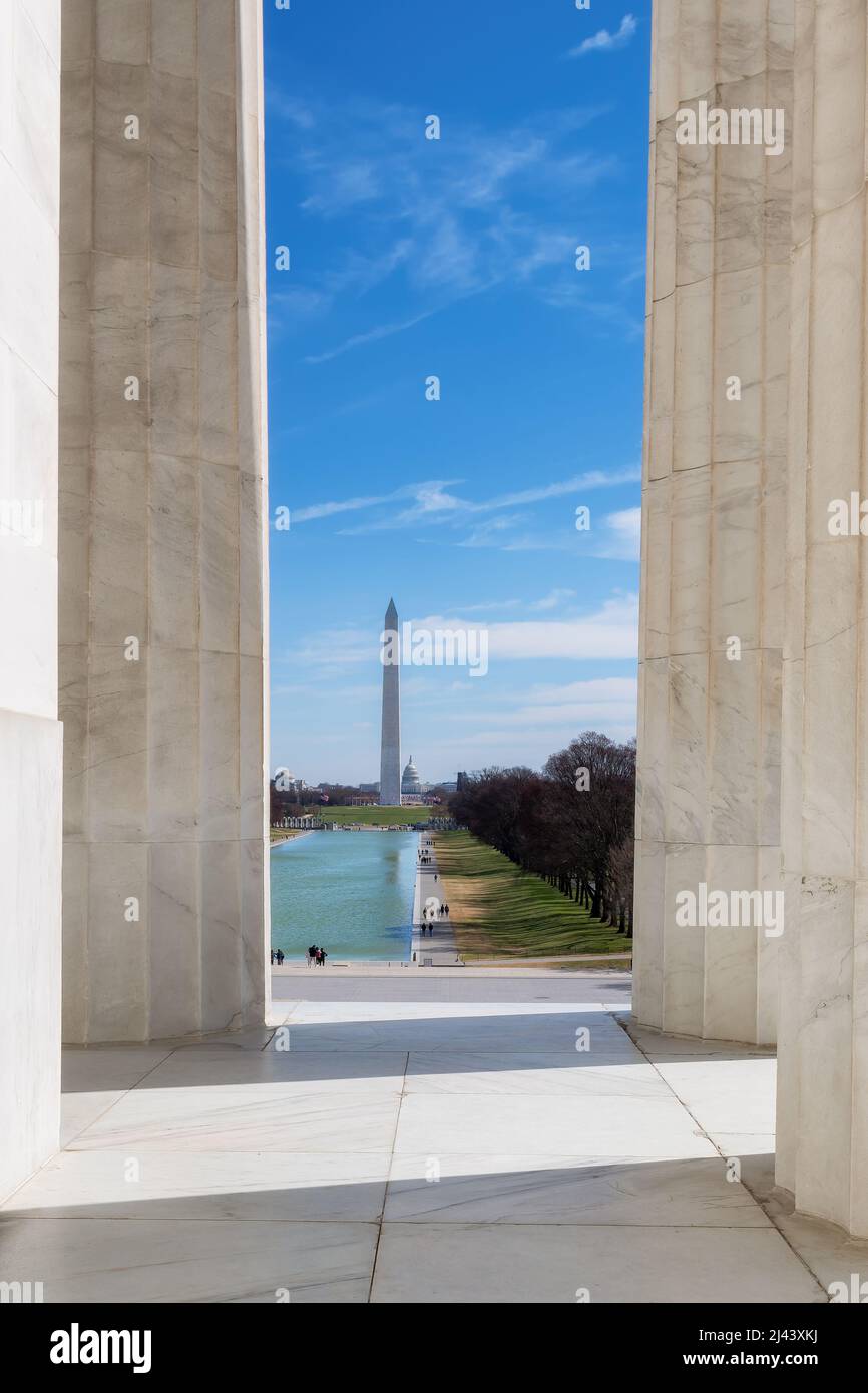 Blick auf die Skyline von Washington DC vom Lincoln Memorial, Washington Monument und dem US Capitol Building. Stockfoto