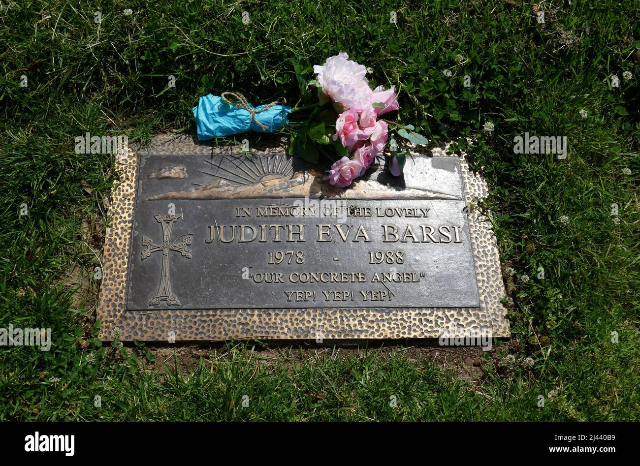 Los Angeles, California, USA 10.. April 2022 das Grab der Schauspielerin Judith Barsi am 10. April 2022 im Forest Lawn Memorial Park Hollywood Hills in Los Angeles, Kalifornien, USA. Foto von Barry King/Alamy Stockfoto Stockfoto