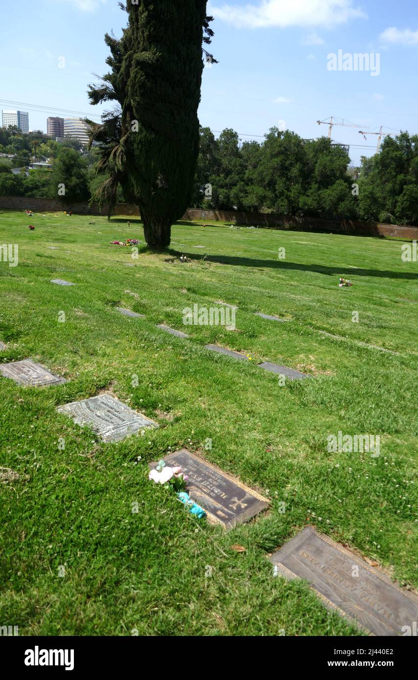 Los Angeles, California, USA 10.. April 2022 das Grab der Schauspielerin Judith Barsi am 10. April 2022 im Forest Lawn Memorial Park Hollywood Hills in Los Angeles, Kalifornien, USA. Foto von Barry King/Alamy Stockfoto Stockfoto