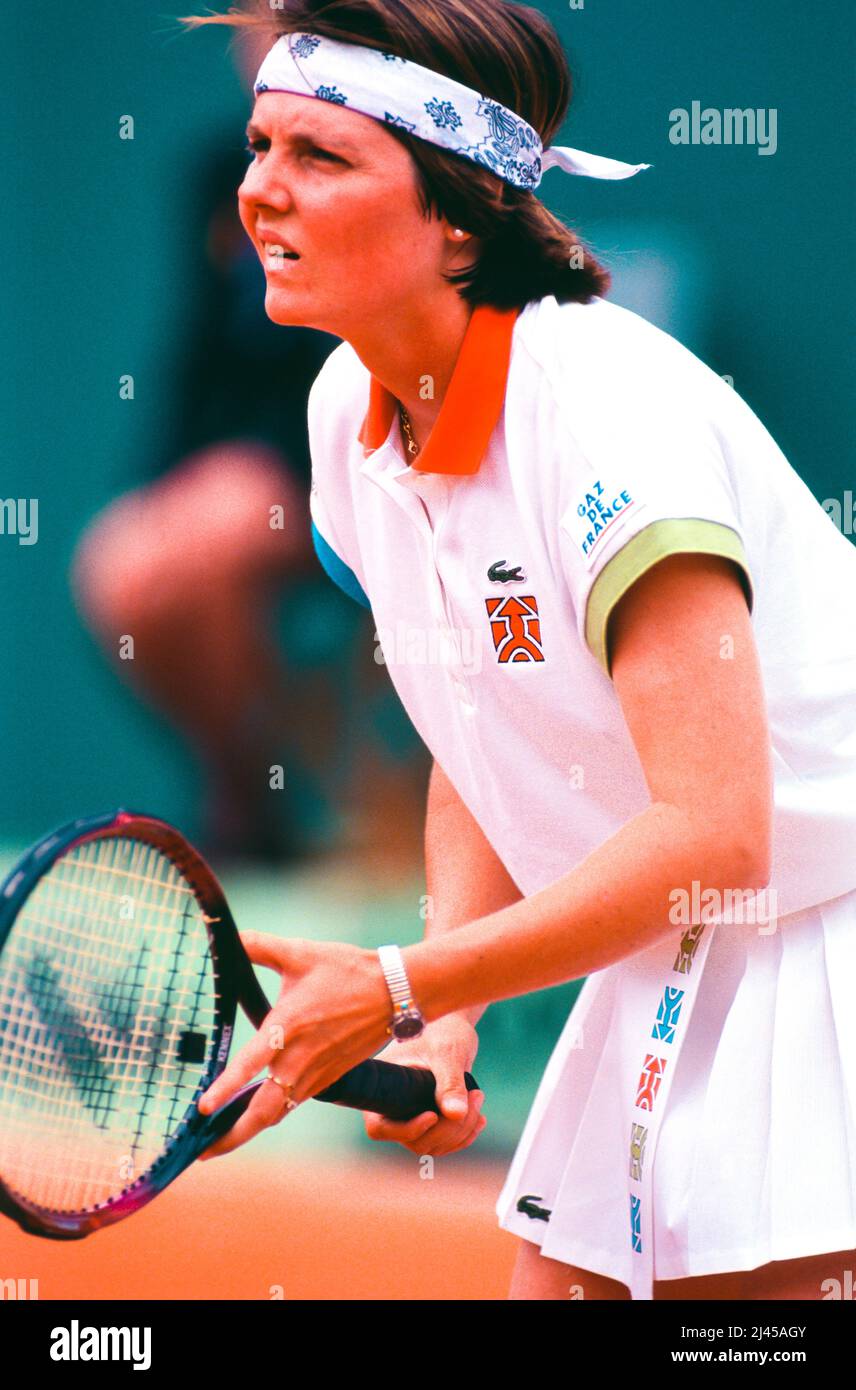 Die französische Profi-Tennisspielerin Nathalie Tauziat, hier im Mai 1994, während der French Open, offiziell bekannt als Roland-Garros Stockfoto