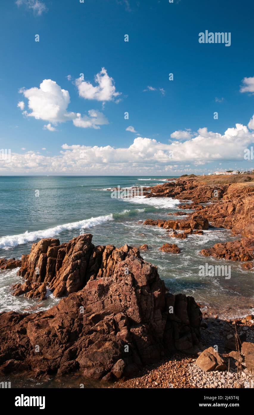 Die Cote de Lumiere (Küste des Lichts) in der Nähe von Les Sables d'Olonne. An der Küste des Vendee (85), Pays de la Loir, befinden sich mehrere Badeorte Stockfoto