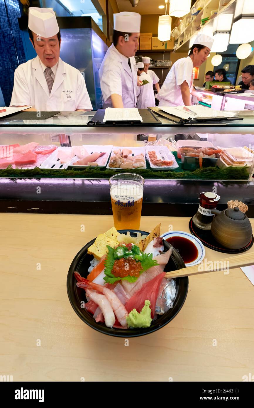 Japan. Tokio. Sushi-Bar im Shibuya-Viertel Stockfoto