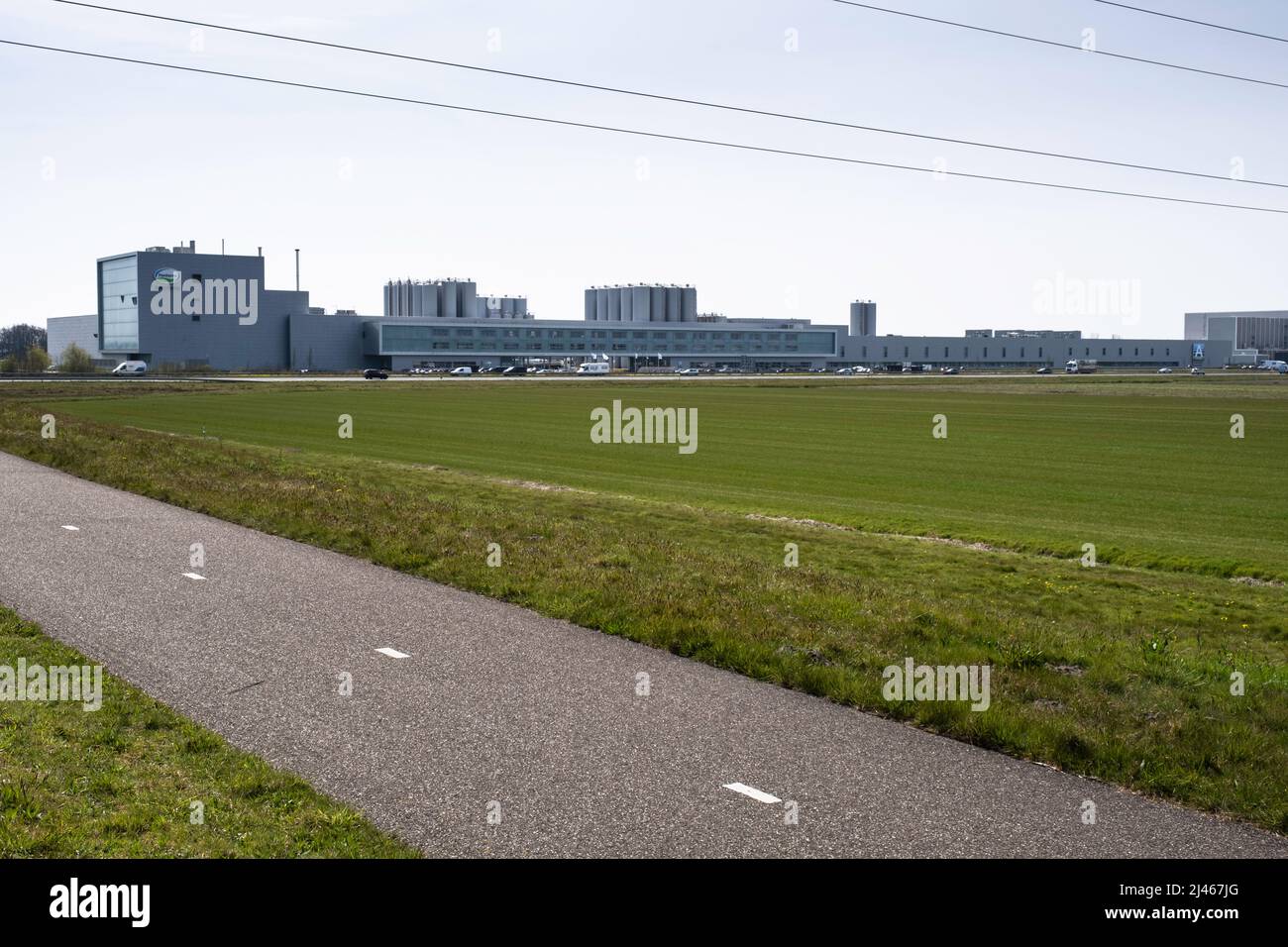 Die Molkerei- und Milchpulverfabrik Fonterra in Heerenveen, Neuseelands größtem Unternehmen, macht mehr als 30 % der weltweiten Milchproduktion aus Stockfoto