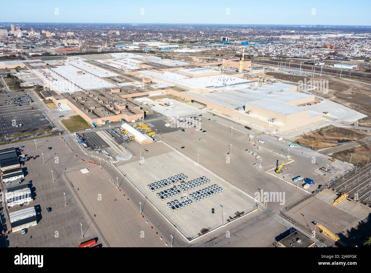 Neuer GMC Hummer EV geparkt im GM Factory ZERO, Detroit-Hamtramck Assembly Center, Detroit, MI, USA, 10. April 2022 Stockfoto