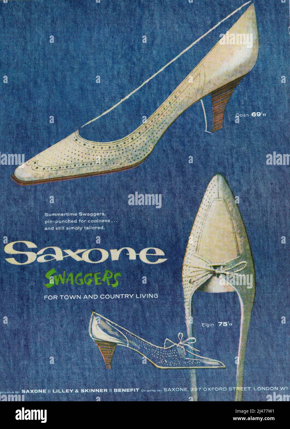 Saxone swaggers Vintage Papier Werbung Werbung Sommer swaggers weiße Schuhe Stockfoto