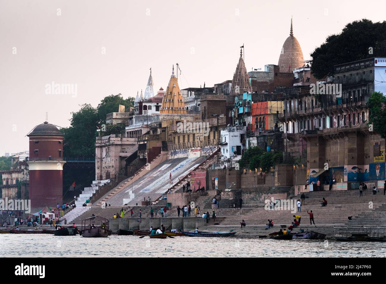 Fluss Ganges in Varanasi, Uttar Pradesh, Indien Stockfoto