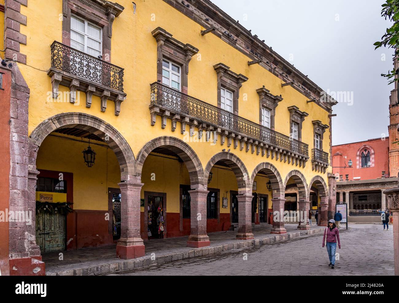 San Miguel de Allende, Mexiko - Dezember 21,2012. Straße von San Miguel de Allende, Mexiko und architektonische Details. Stockfoto