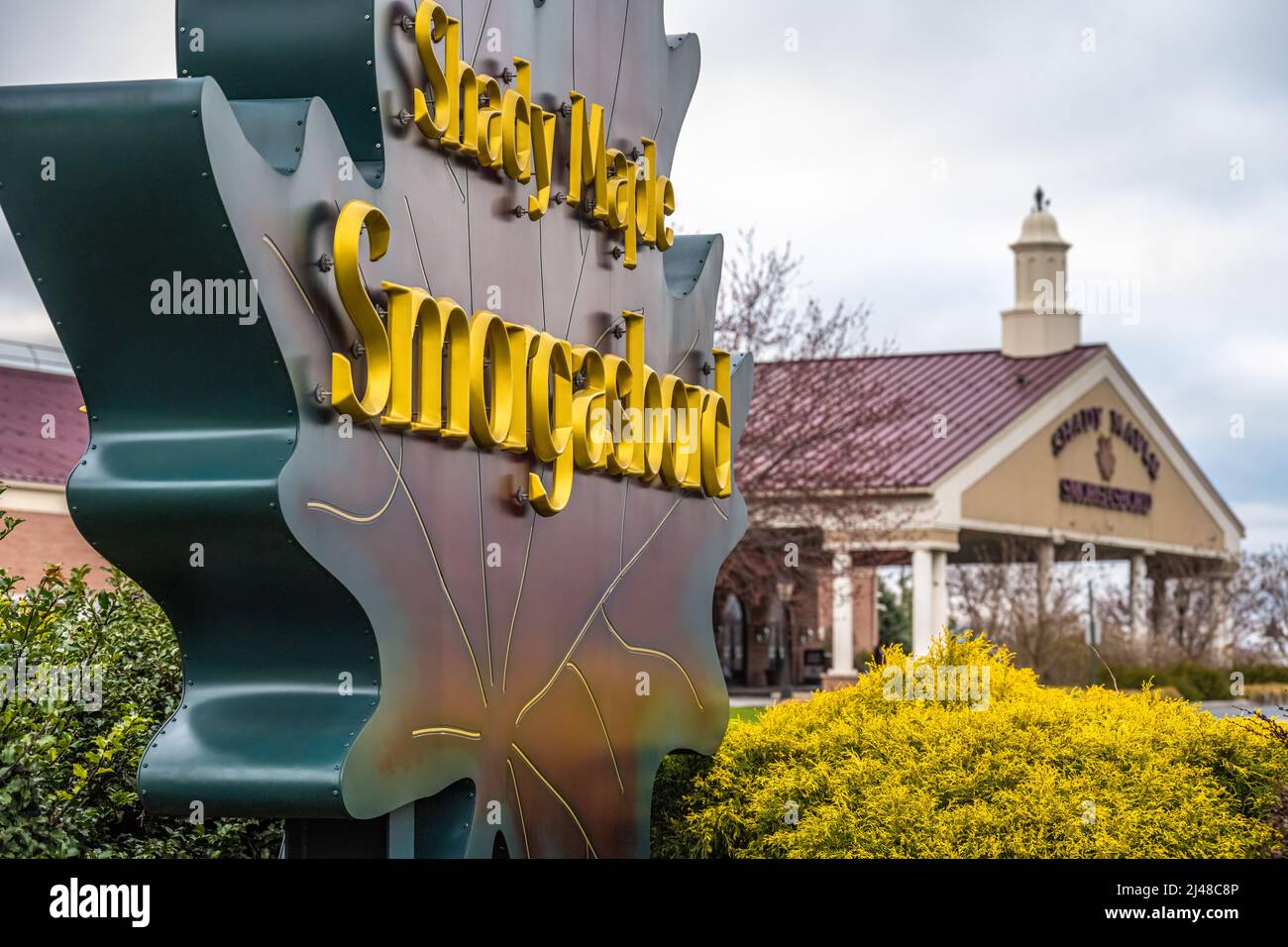 Das Shady Maple Smorgasbord in Lancaster County, PA, ist ein Reiseziel für Touristen und Einheimische und das größte Buffet in den Vereinigten Staaten. Stockfoto