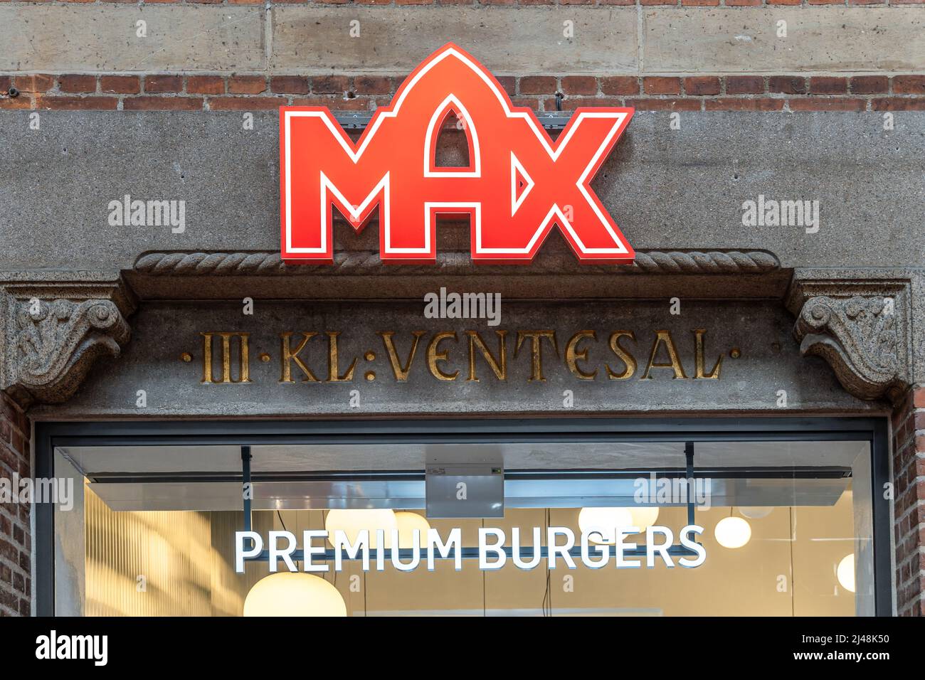 Eintritt in den alten Warteraum der dritten Klasse des Kopenhagener Hauptbahnhofs. Jetzt ist es der Eingang von Max Hamburger. Kopenhagen, Dänemark, Europa Stockfoto