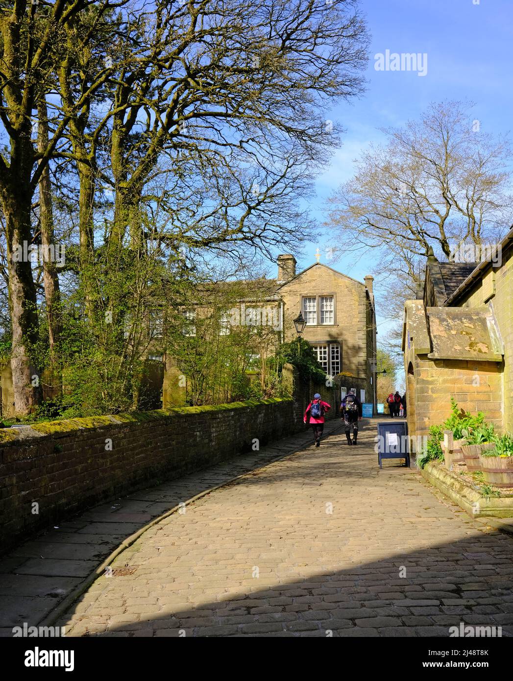 Haworth Parsonage, Bronte Museum, in Spring, West Yorkshire Stockfoto