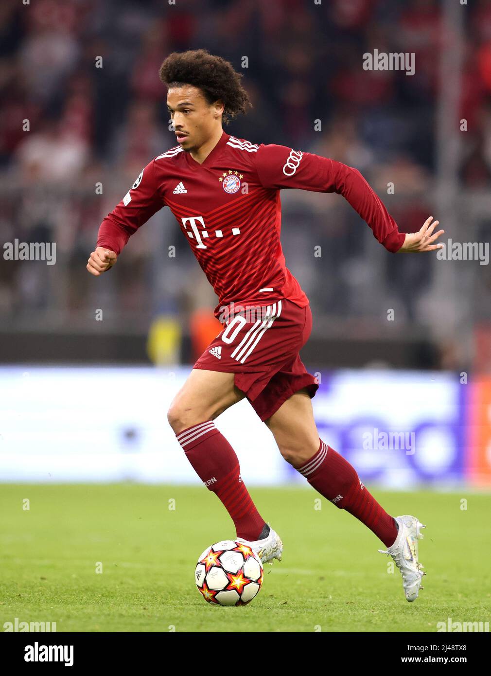 Leroy Sane von Bayern München MÜNCHEN, DEUTSCHLAND - 12. APRIL: UEFA Champions League Quarter Final Leg Two Match zwischen Bayern München und Villarreal CF in der Fußball Arena München am 12. April 2022 in München. UEFA Champions League Viertelfinale Rueckspiel © diebilderwelt / Alamy Stock Stockfoto