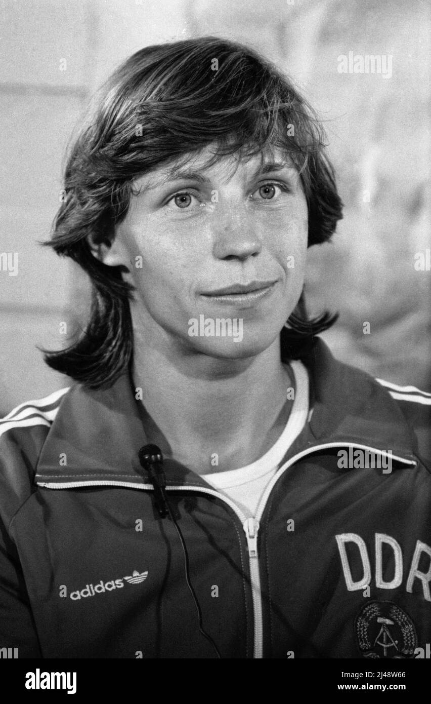 MARITA KOCH DDR-Sprint- und Staffelathletin auf IAAF-Weltmeisterschiff in Helsinki Finnland 1983. august Stockfoto