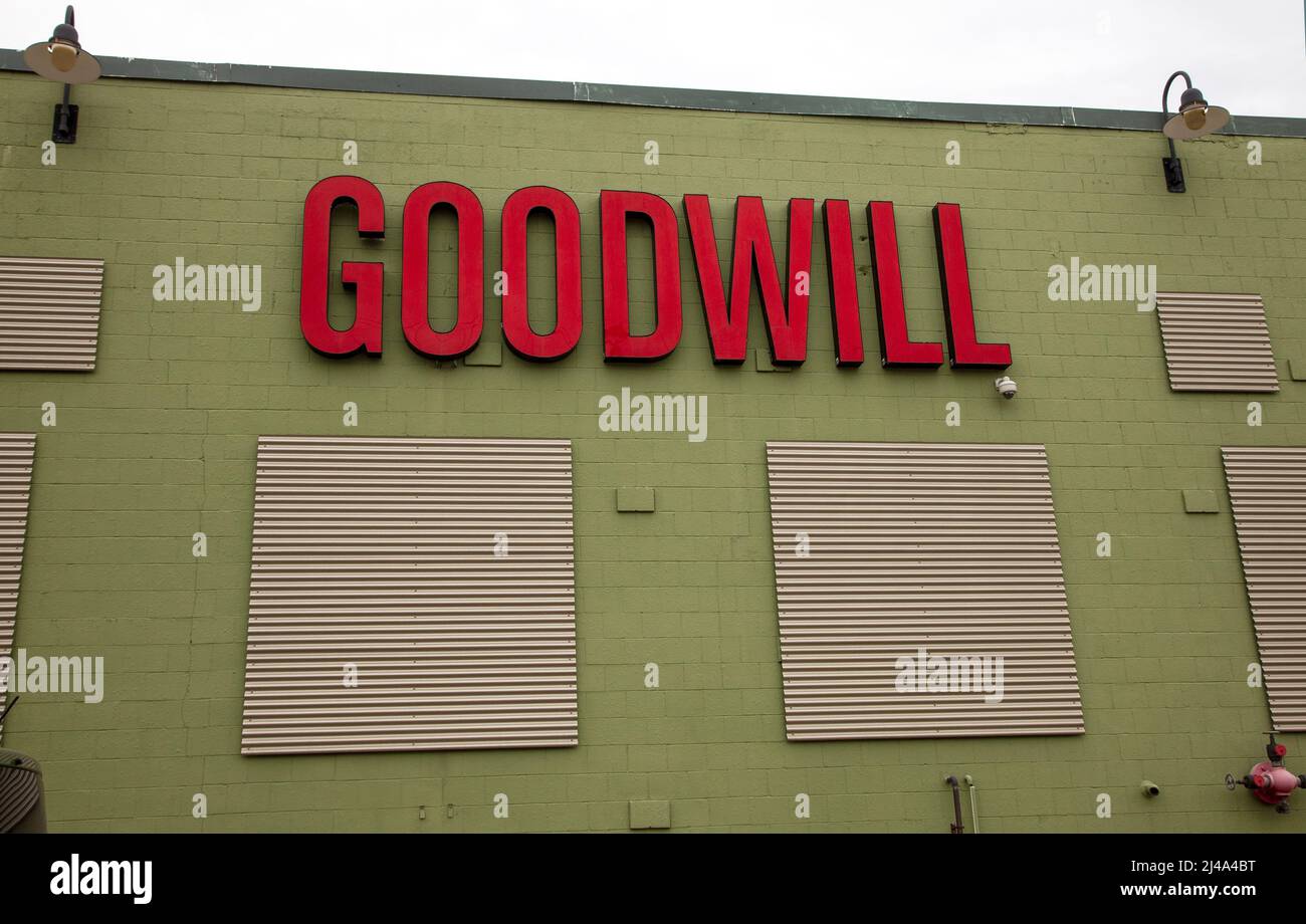 Goodwill-Zentrum für Spenden mit Berufsausbildung für Behinderte und Bedürftige. St. Paul Minnesota, USA Stockfoto