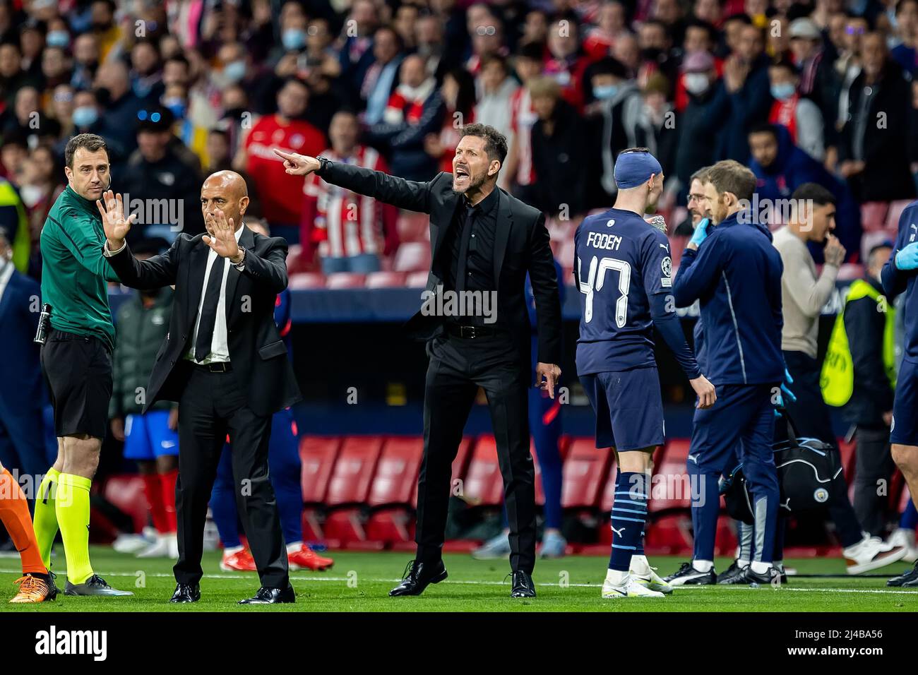 Madrid, Spanien. 13. April 2022. Simeone in Aktion während des UEFA Champions League-Spiels zwischen Atletico de Madrid und Manchester City im Metropolitano Stadium in Madrid, Spanien. Quelle: Christian Bertrand/Alamy Live News Stockfoto