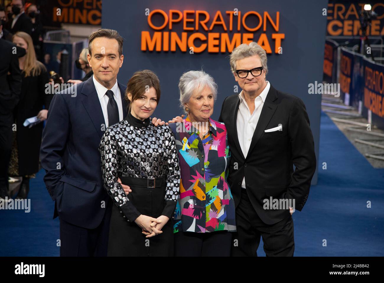 (L-R) Matthew Macfadyen, Kelly Macdonald, Penelope Wilton und Colin Firth besuchen die britische Premiere der Operation Mincemeat auf dem Curzon Mayfair am April Stockfoto