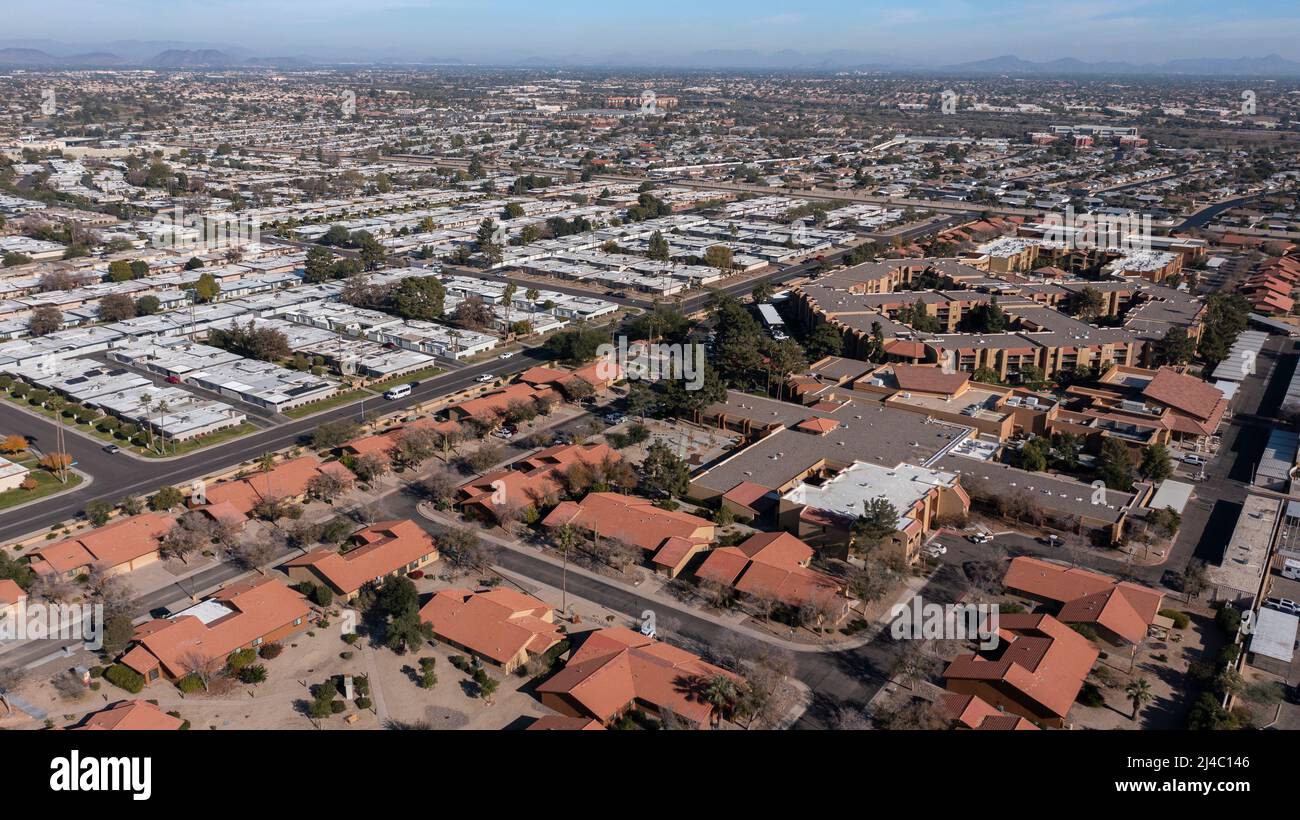 Tagesansicht des Wohnkerns und der Häuser von Sun City, Arizona, USA. Stockfoto