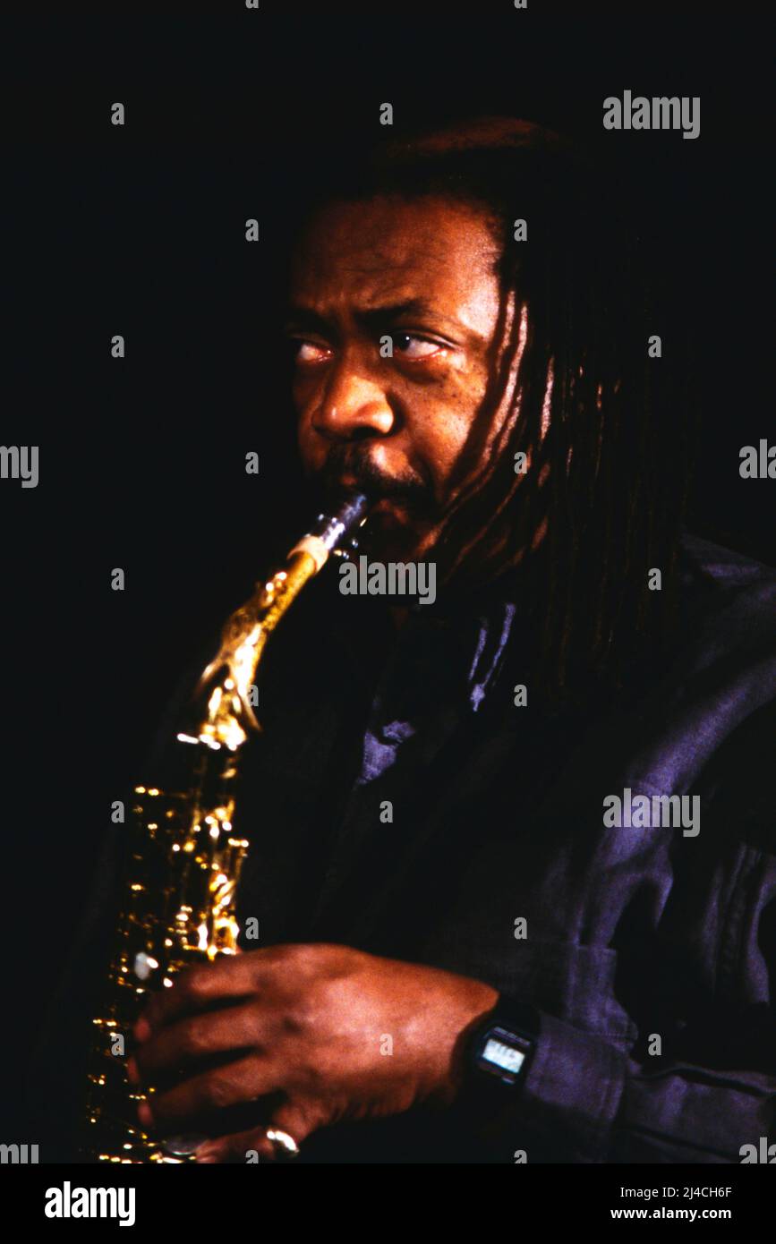 Jazz Fest Berlin, Philharmonie, Deutschland, 1987, Julius Hemphill, Amerikanischer Jazzsaxophonist, Auftritt mit dem World Saxophone Quartet. Jazz Fest Berlin, Philharmonie, Deutschland, 1987, Julius Hemphill, Amerikanischer Jazz-Saxophonist, Auftritt mit dem World Saxophone Quartet. Stockfoto